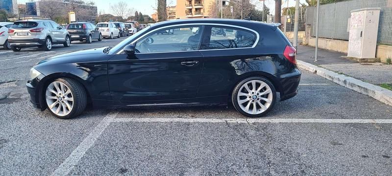 Usata BMW 120 Coupé 177 CV (130 kW) 2008 Nero Coupé