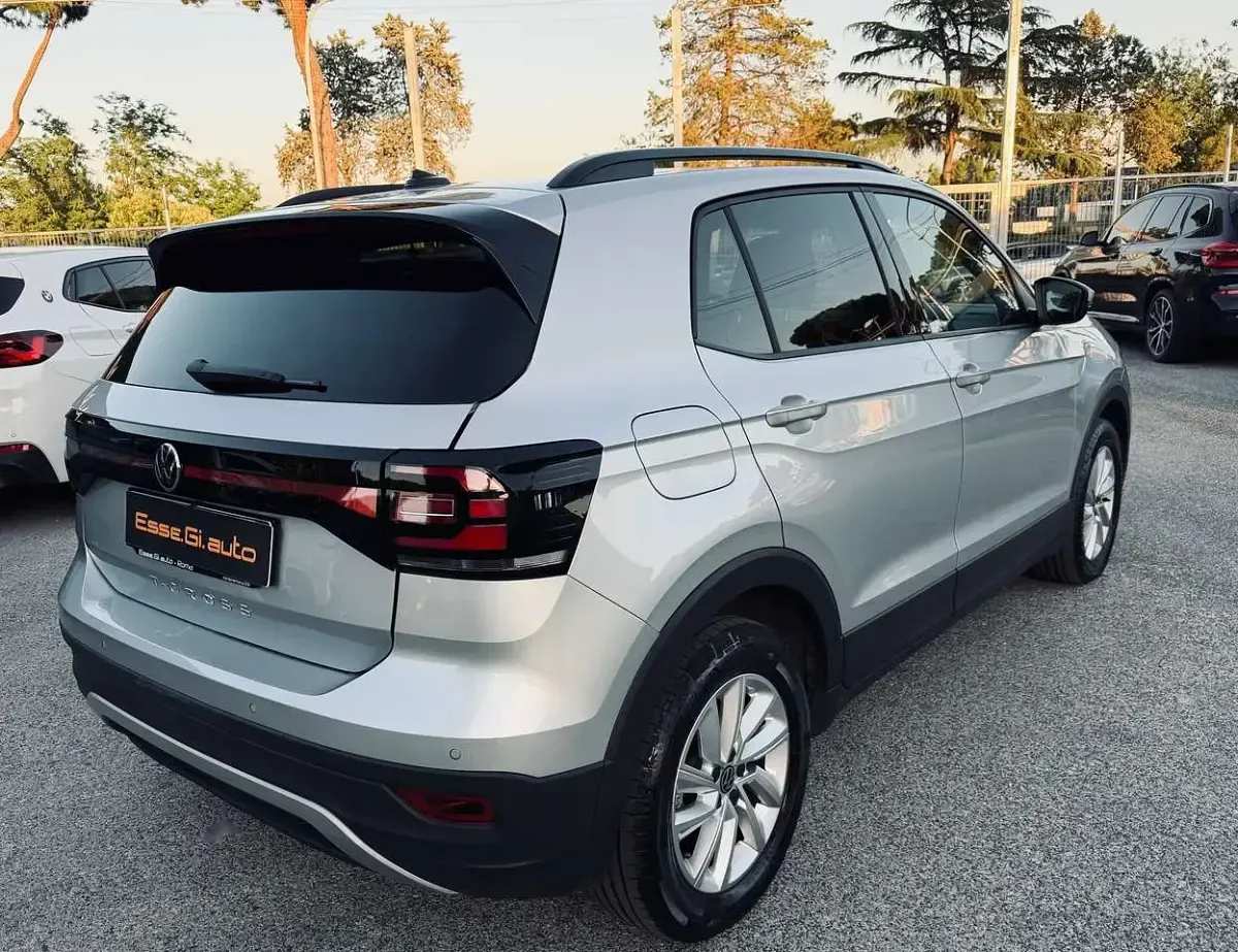 Usata VW T-Cross Style 110 CV (80 kW) 2022 Argento SUV