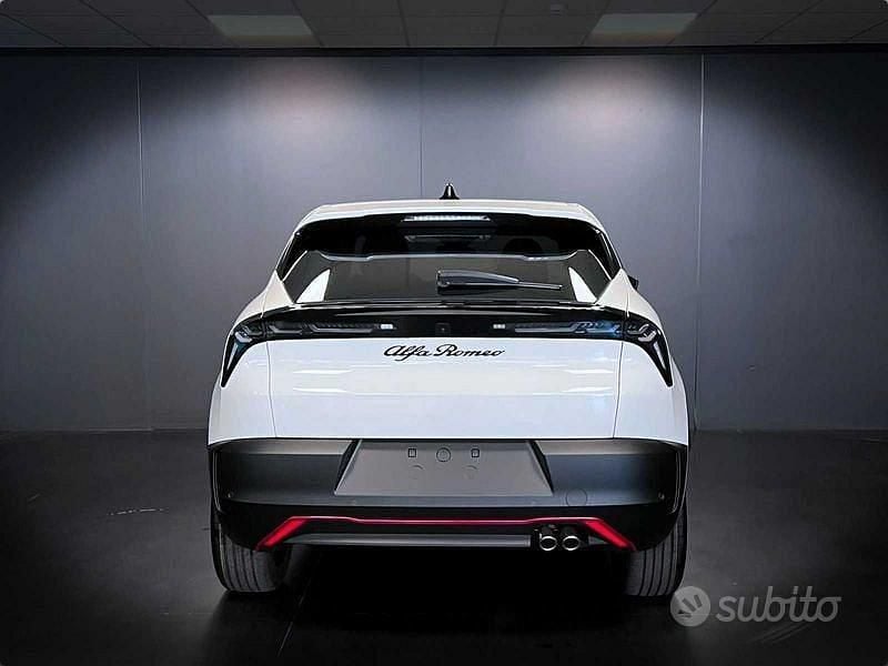 Nuova Alfa Romeo GT Junior 136 CV (100 kW) 2025 Bianco SUV