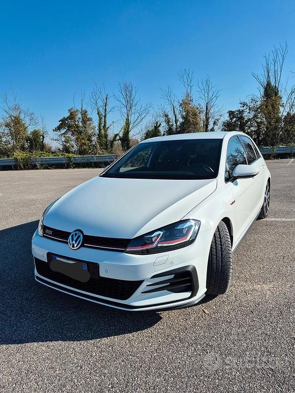 Bianco Usata 2019 VW Golf GTI Tre volumi | 24.500 € - Immagine 1/4