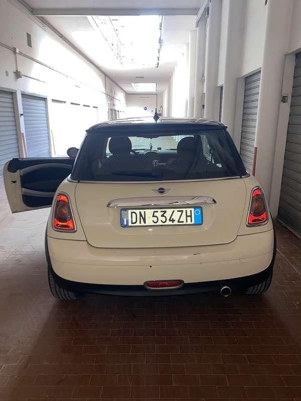 Usata Mini ONE 95 CV (69 kW) 2008 Utilitaria