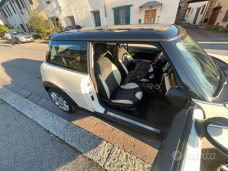 Usata Mini Cooper S 175 CV (128 kW) 2007 Giallo Utilitaria