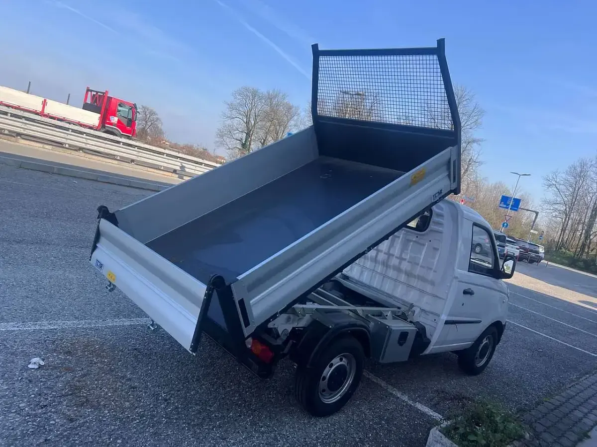 Nuova Piaggio Porter 102 CV (75 kW) 2026 Bianco Station wagon