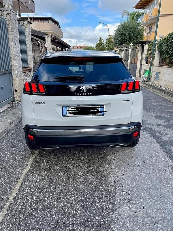 Usata Peugeot 3008 120 CV (88 kW) 2017 Bianco Berlina