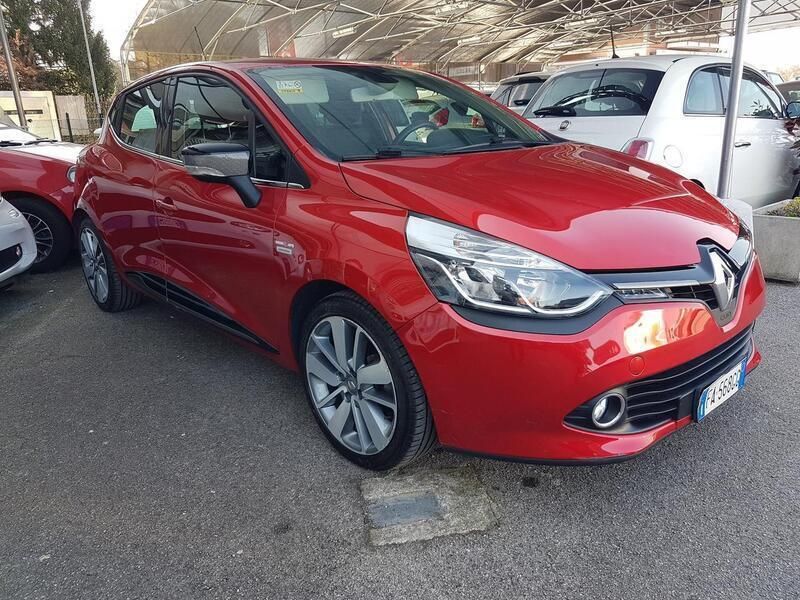 Arancione Usata 2015 Renault Clio IV GT-Line Tre volumi | 8950 € (Cara) - Immagine 1/4