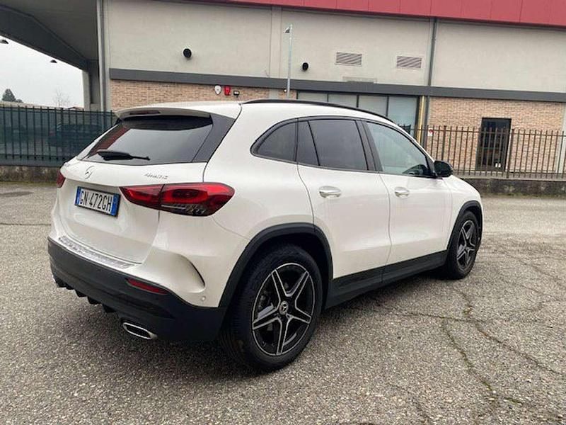 Usata Mercedes GLA200 Premium 150 CV (110 kW) 2023 Bianco SUV