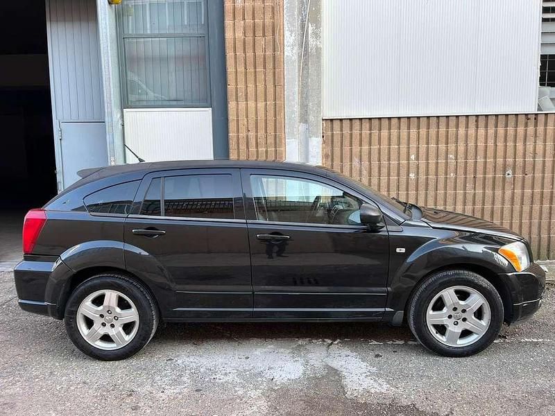 Usata Dodge Caliber SXT 140 CV (102 kW) 2008 Utilitaria