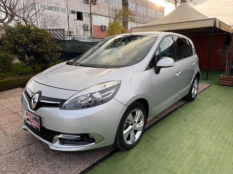 Usata Renault Scénic III LIMITED 110 CV (80 kW) 2013 Argento Monovolume
