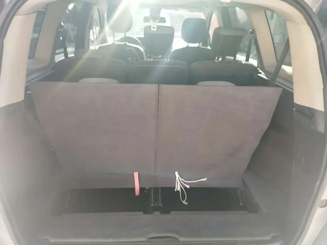 Usata Renault Scenic E-Tech LIMITED 110 CV (80 kW) 2015 Monovolume