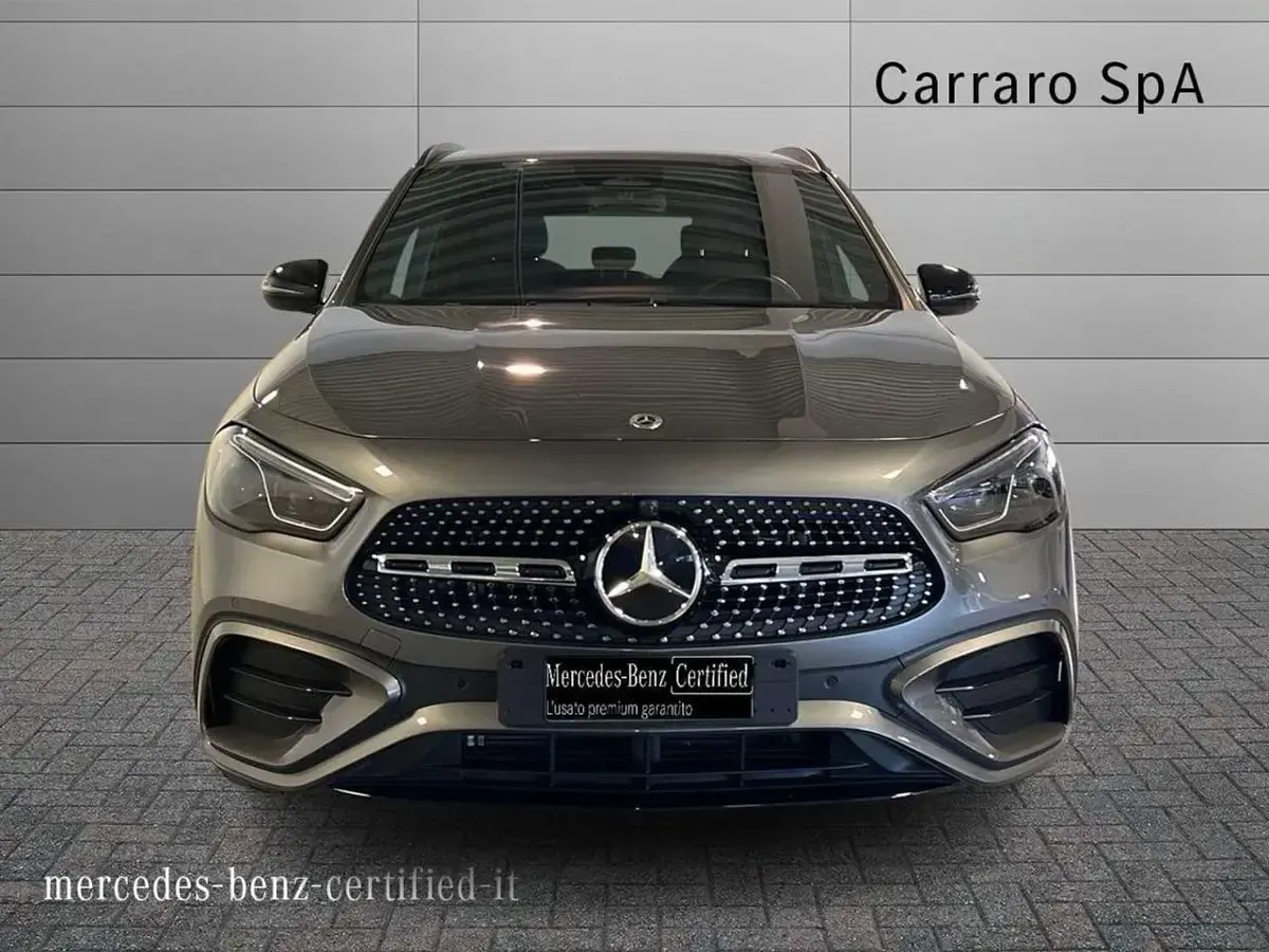 Usata Mercedes GLA200 Advanced Plus 150 CV (110 kW) 2025 Grigio montagna SUV
