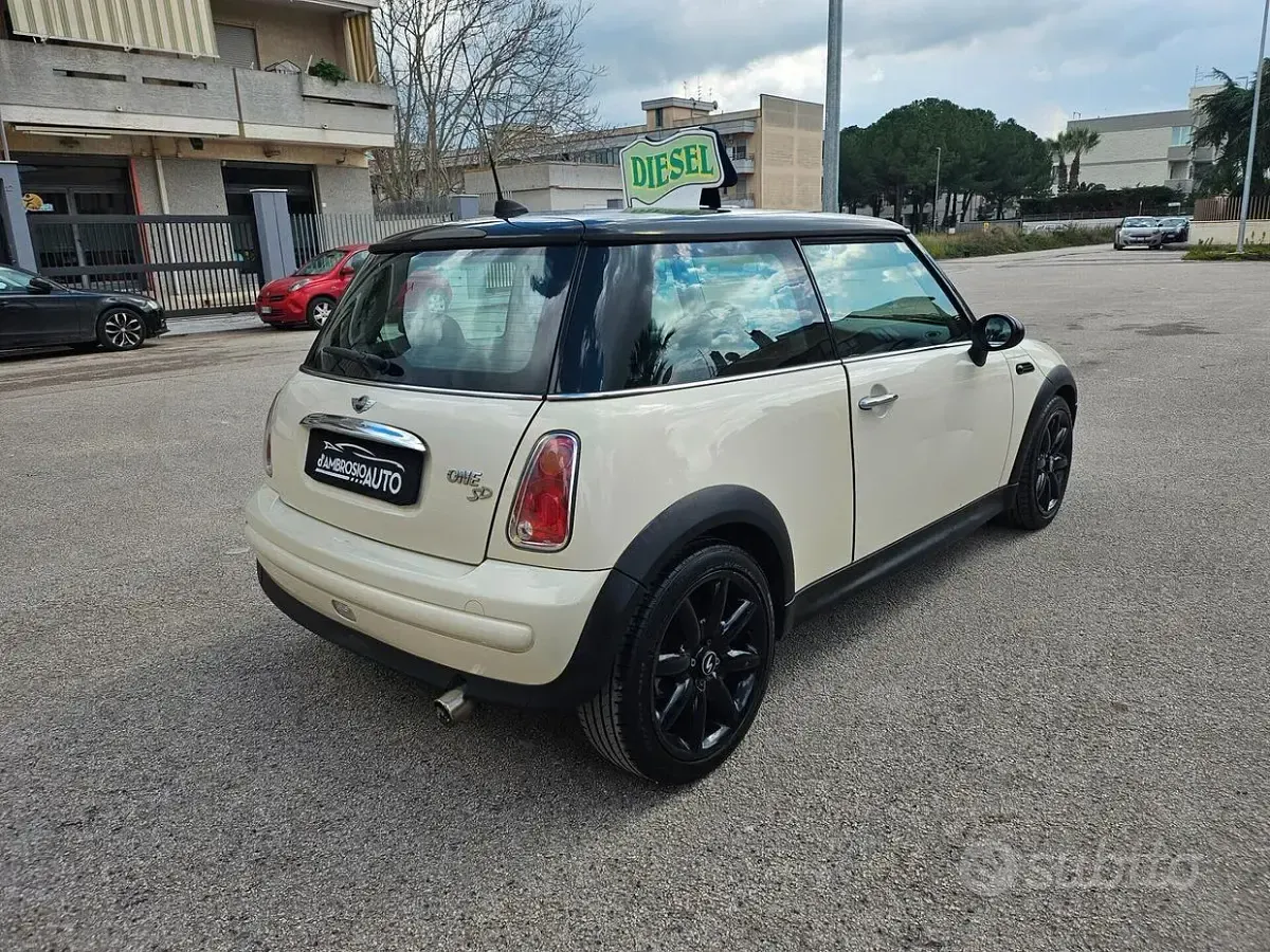 Occasion Mini Cooper 88 ch (64 kW) 2006 Beige Citadine