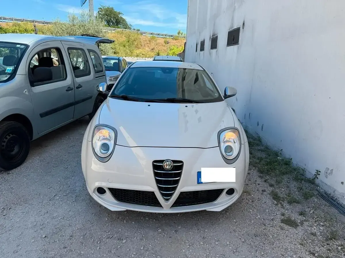 Usata Alfa Romeo MiTo Progression 95 CV (69 kW) 2011 Beige Utilitaria