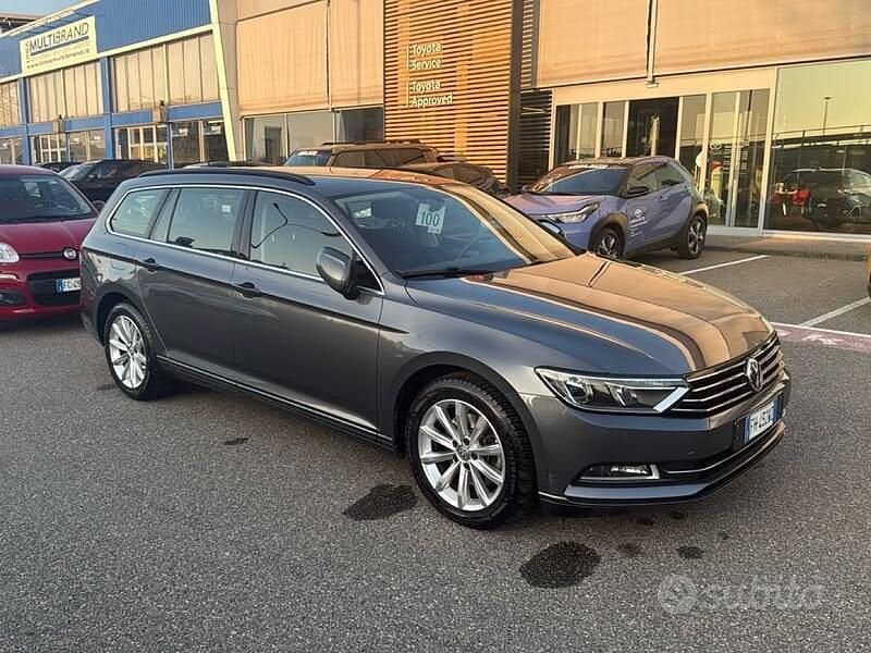 Usata VW Passat Comfortline 150 CV (110 kW) 2017 Nero Station wagon