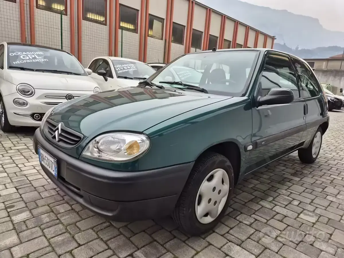 Usata Citroën Saxo 50 CV (36 kW) 2000 Verde Utilitaria