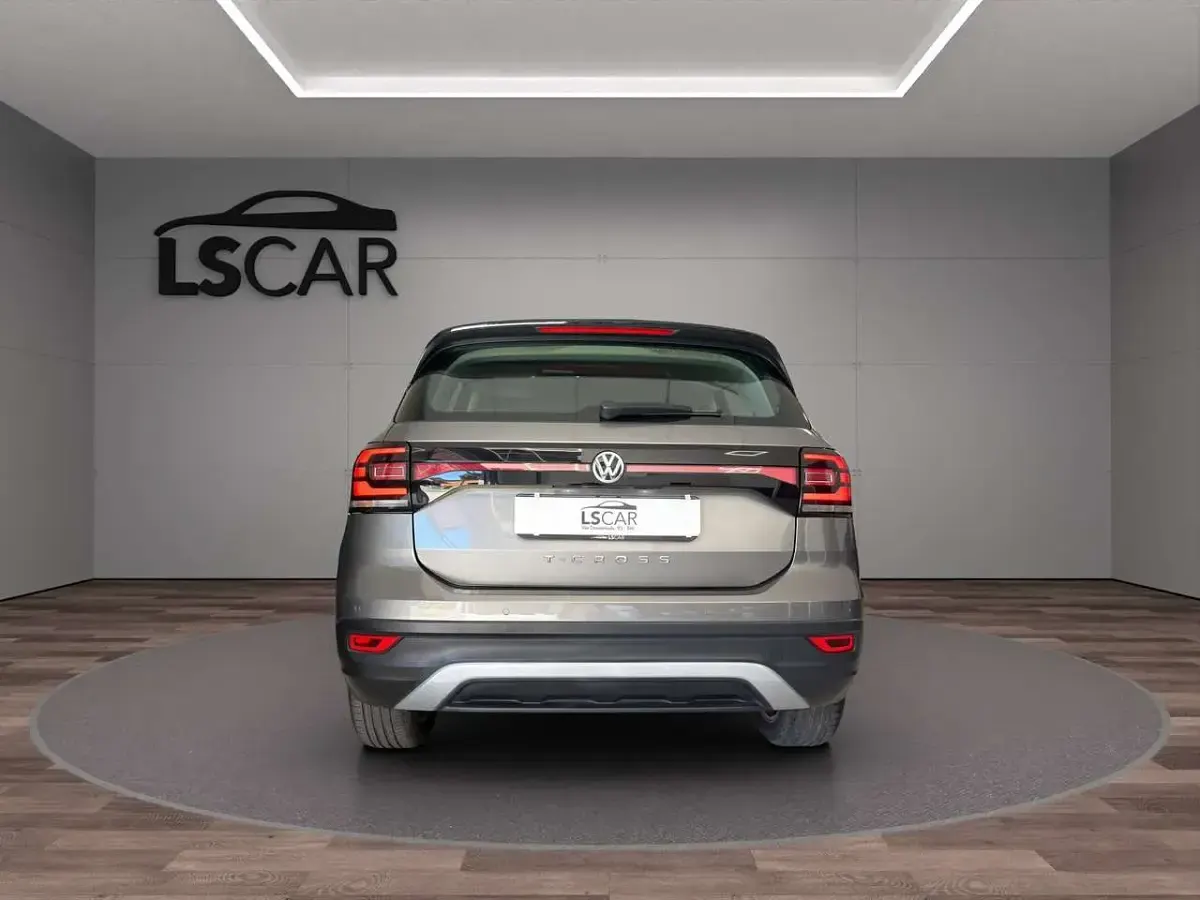 Usata VW T-Cross Advance 116 CV (85 kW) 2020 Grigio SUV