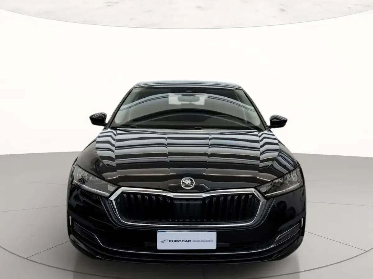 Usata Skoda Octavia Style 150 CV (110 kW) 2023 Nero tulipano perlato Berlina