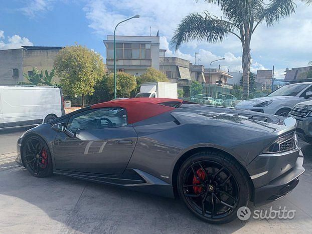 Usata Lamborghini Huracán 610 CV (448 kW) 2017 Grigio Cabrio
