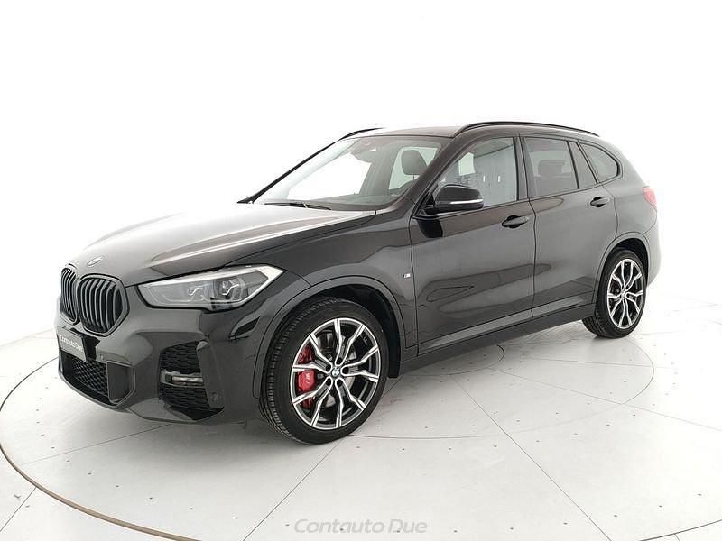 Nero Usata 2021 BMW X1 xLine SUV | 26.900 € (Cara) - Immagine 1/4