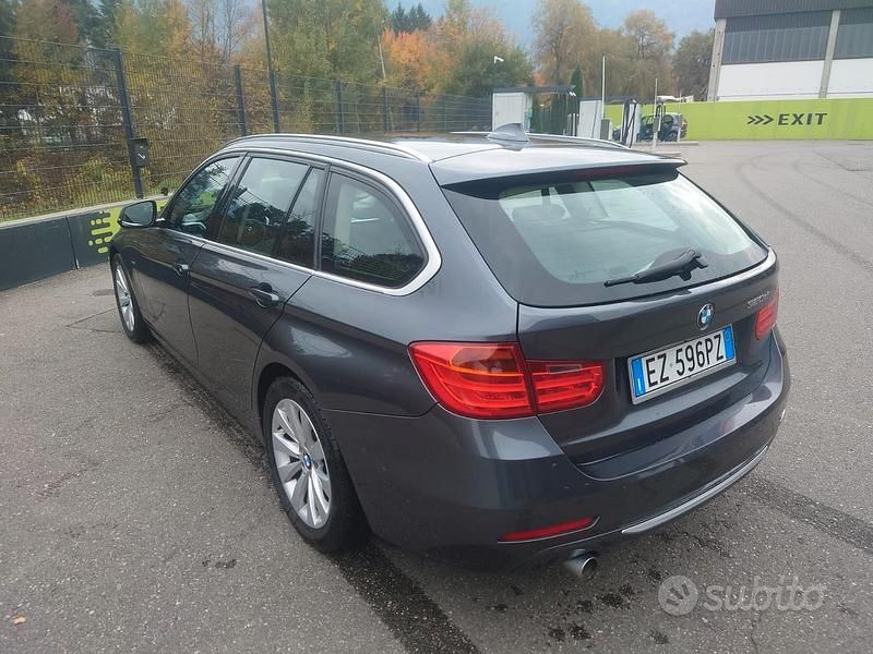 Usata BMW 320 184 CV (135 kW) 2012 Grigio Station wagon