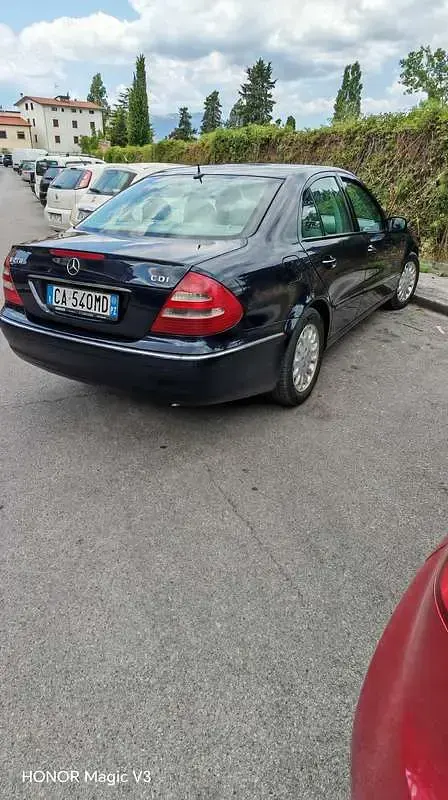 Usata Mercedes E270 Elegance 170 CV (125 kW) 2002 Berlina