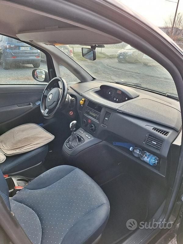 Usata Fiat Idea Dynamic 95 CV (69 kW) 2011 Monovolume