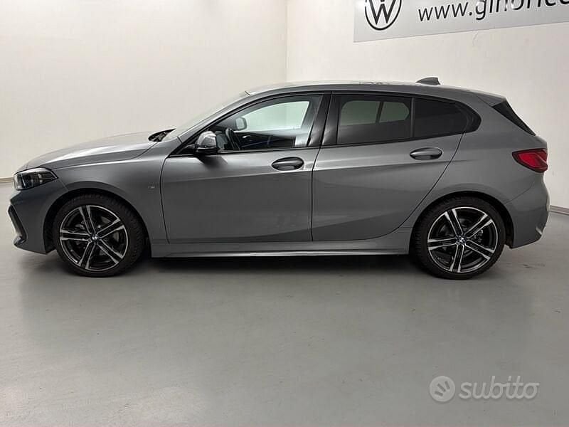 Usata BMW 116 M Sport 109 CV (80 kW) 2023 Grigio Utilitaria