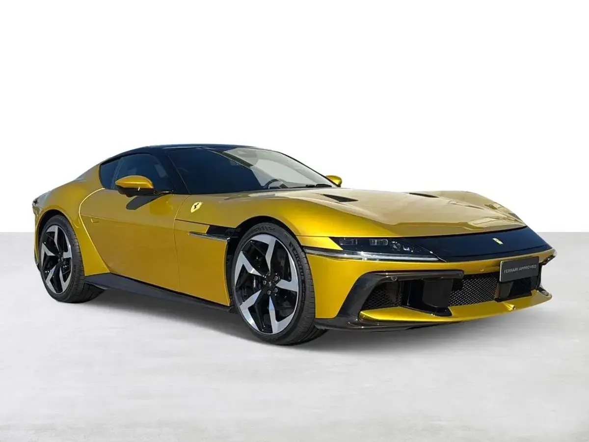 Nuova Ferrari 12 Cilindri 829 CV (609 kW) 2025 Giallo Coupé