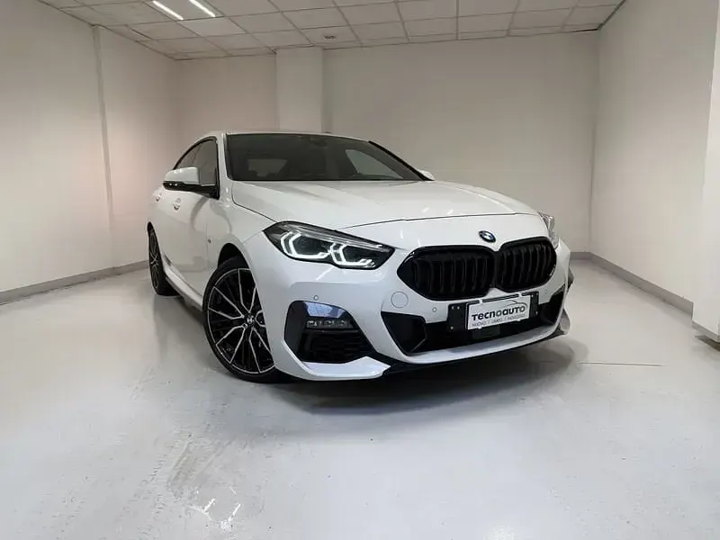 Usata BMW 218 Gran Coupé M Sport 136 CV (100 kW) 2023 Bianco Coupé