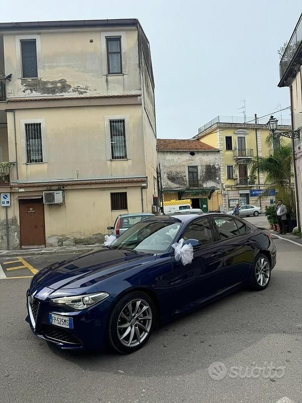Blu Usata 2018 Alfa Romeo Giulia Super Tre volumi | 17.000 € (Cara) - Immagine 1/3