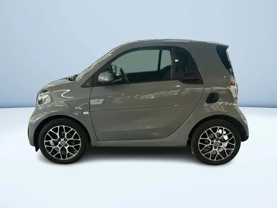 Usata Smart ForTwo Electric Drive Prime 41 kW (56 CV) 2022 Nero Coupé