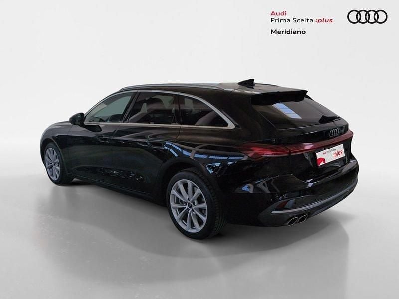 Usata Audi A5 Advanced 204 CV (150 kW) 2025 Nero mythos metallizzato Station wagon