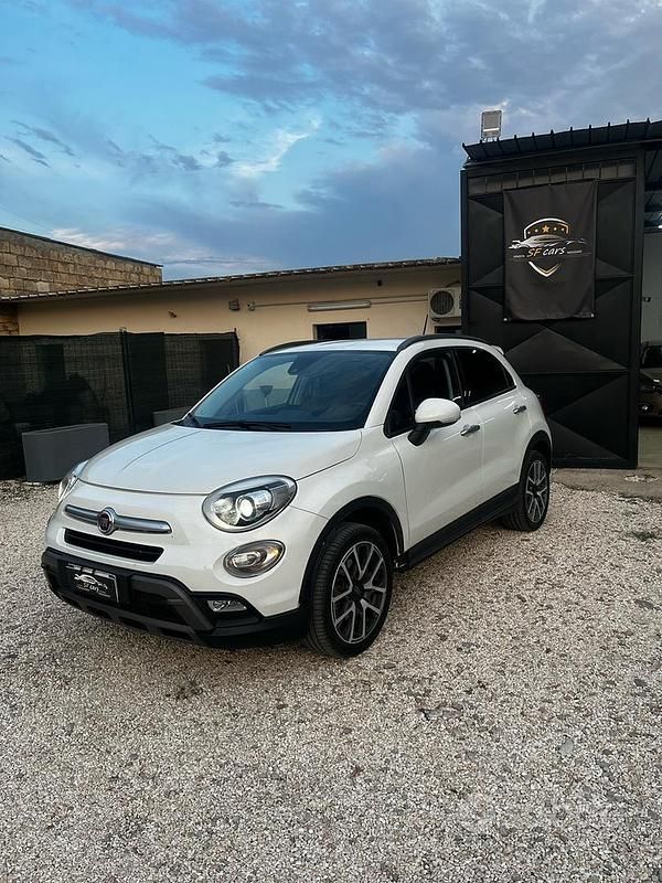 Usata Fiat 500X 120 CV (88 kW) 2016 Bianco SUV