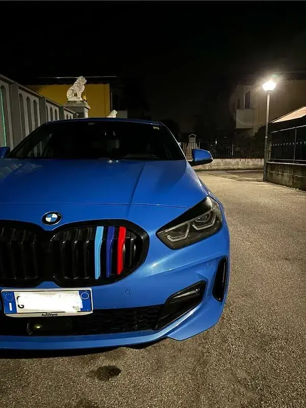 Usata BMW 118 M Sport 150 CV (110 kW) 2022 Blu Utilitaria