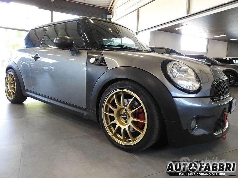 Usata Mini Cooper Sport 184 CV (135 kW) 2010 Grigio Utilitaria