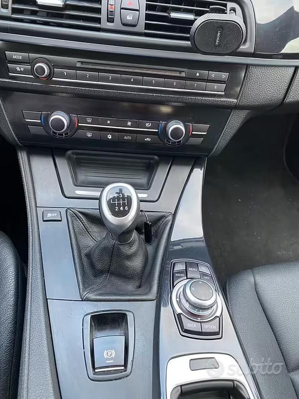 Usata BMW 520 Efficient Dynamics 184 CV (135 kW) 2011 Bianco Station wagon