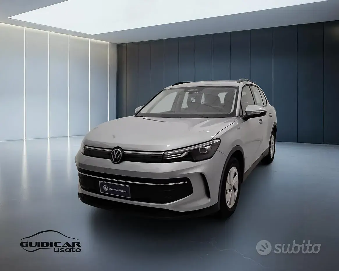 Usata VW Tiguan Life 150 CV (110 kW) 2025 Argento SUV