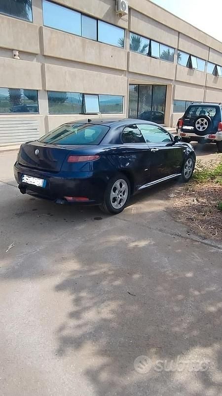 Usata Alfa Romeo GT 166 CV (122 kW) 2005 Coupé