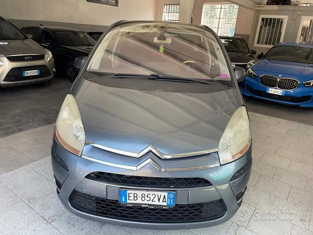Usado Citroën C4 Picasso Business Class 109 CV (80 kW) 2010 Gris Monovolumen