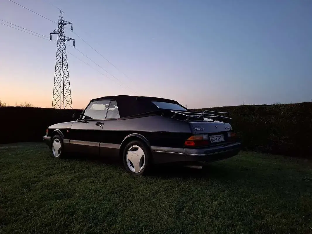 Usata Saab 900 Cabriolet 179 CV (131 kW) 1991 Nero Cabrio