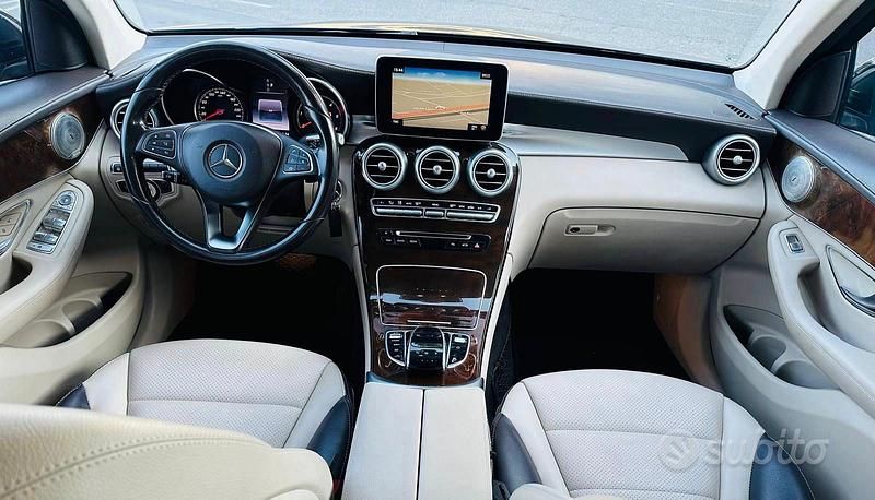 Usata Mercedes GLC250 Premium 211 CV (155 kW) 2015 Nero SUV