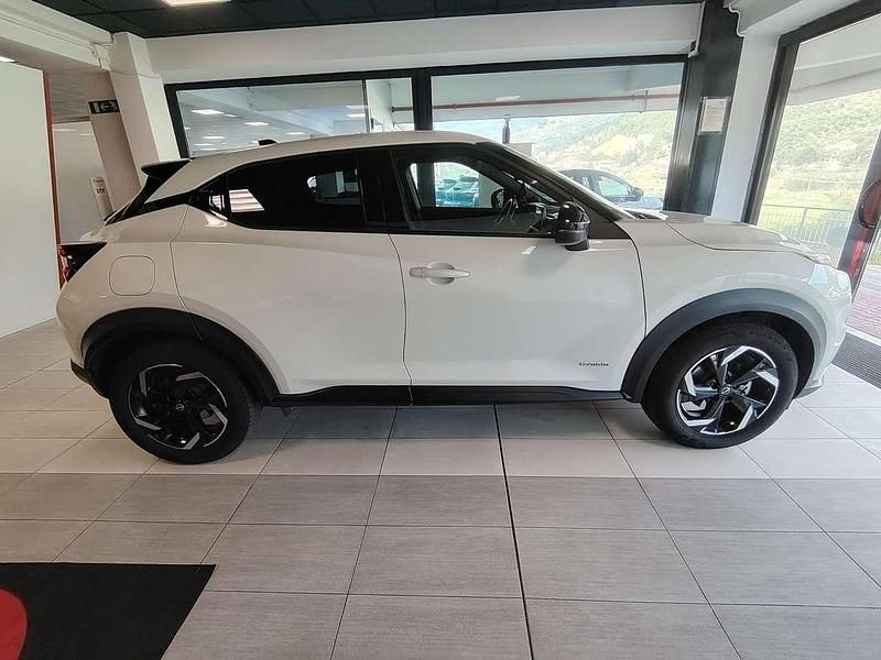Usata Nissan Juke N-Connecta 94 CV (69 kW) 2023 Withe pearl SUV