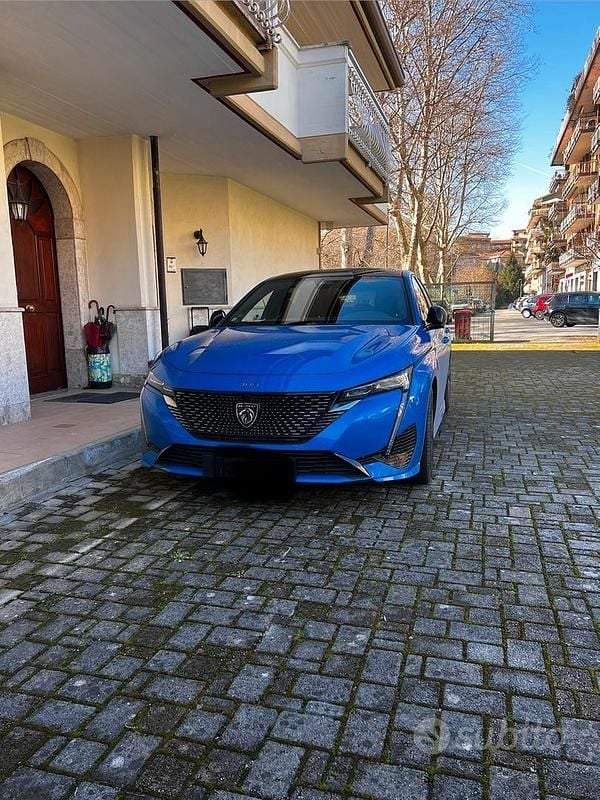 Usata Peugeot 308 GT 131 CV (96 kW) 2023 Blu Berlina