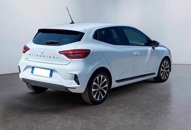 Usata Mitsubishi Colt 91 CV (66 kW) 2024 Bianco Utilitaria