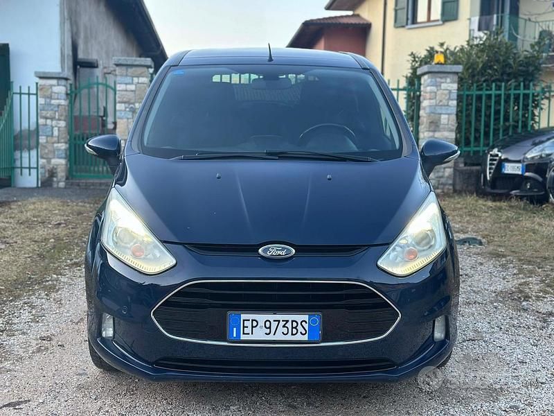 Usata Ford B-MAX Titanium 90 CV (66 kW) 2012 Blu Monovolume