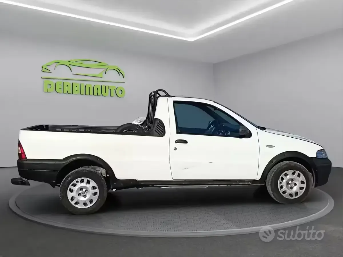 Usata Fiat Strada 80 CV (58 kW) 2005 Pick-up