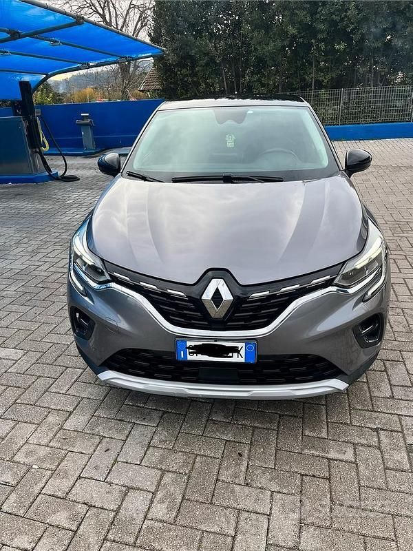 Usata 2023 Renault Captur SUV | 19.000 € (Cara) - Immagine 1/4