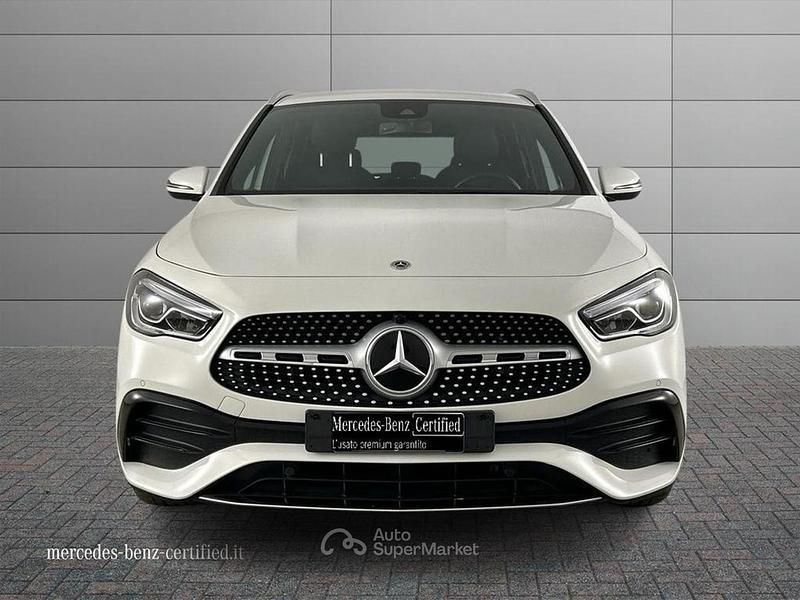 Usata Mercedes GLA200 Premium 150 CV (110 kW) 2022 Bianco SUV