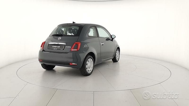 Usata Fiat 500 69 CV (50 kW) 2022 Grigio Monovolume