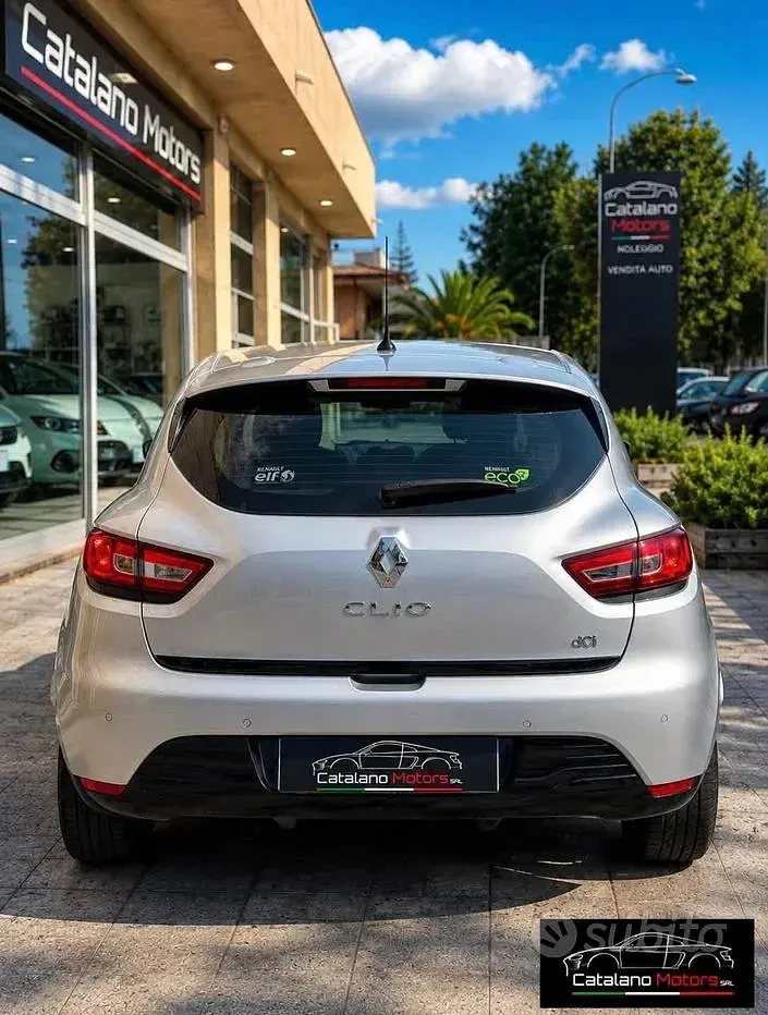 Usata Renault Clio IV 90 CV (66 kW) 2015 Grigio Berlina