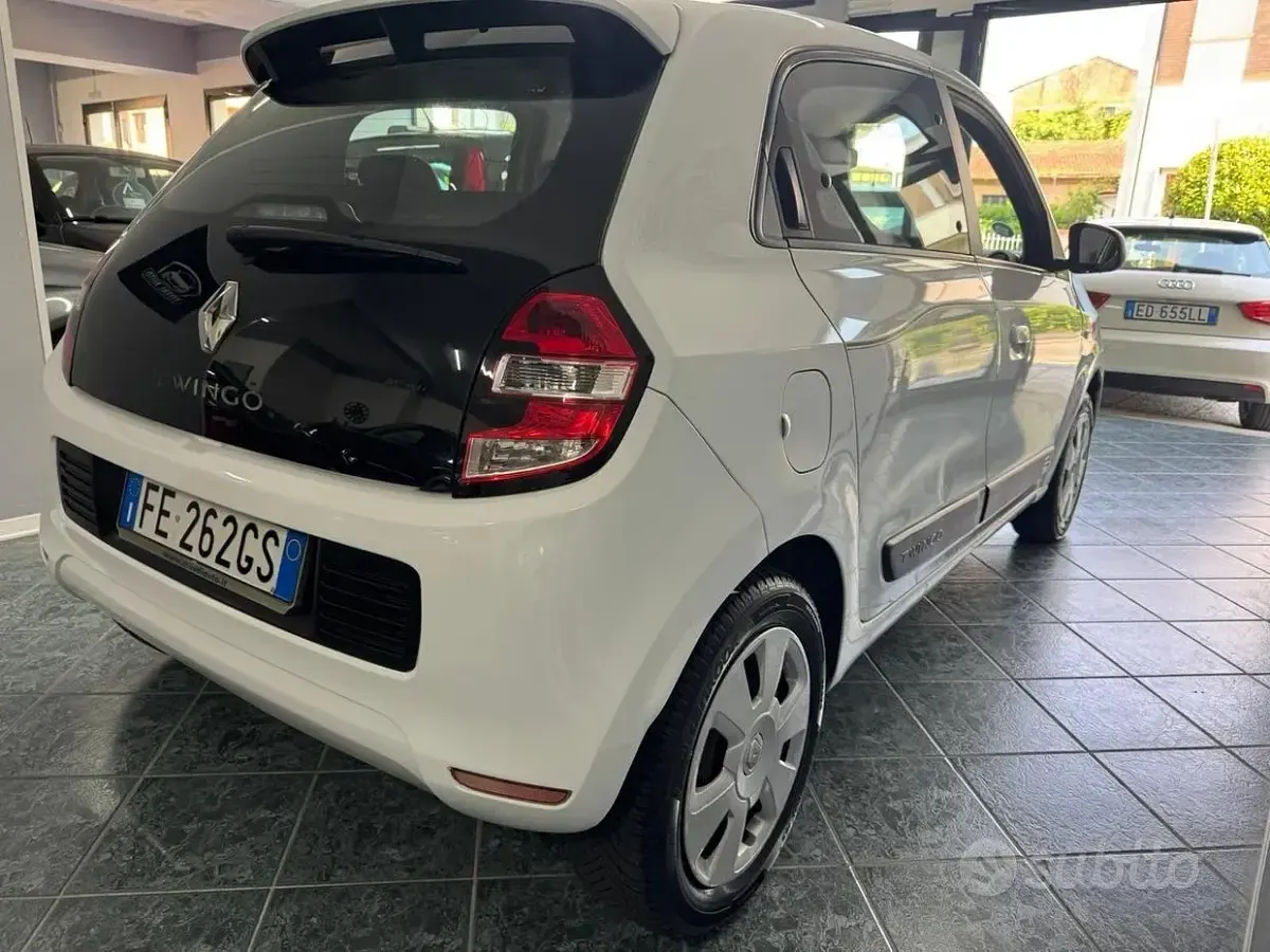 Usata Renault Twingo SE 69 CV (50 kW) 2016 Bianco Utilitaria